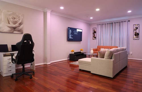 Owings Mills House | Home away from home