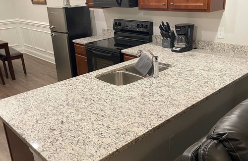 Port Wentworth House | Home Away from Home>4Br3.5BathParkBikeTrailPoolGymPondCamerasWiFi