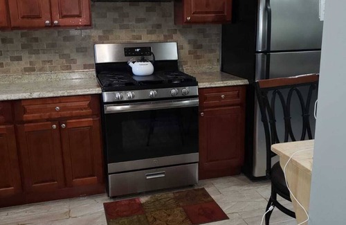 Mayfield House | home away from home close to lake and marina