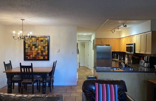 Kitsilano House | Home away from home in the heart of Kitsilanon