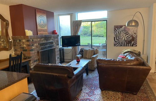 Kitsilano House | Home away from home in the heart of Kitsilanon