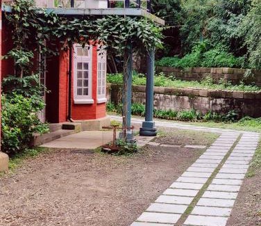 Shimla Apartment | Home away from home , Perfect Family set !
