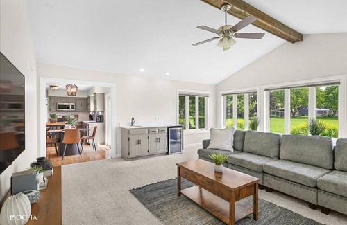 Naperville House | Home away from home, month to month rental, located in North Naperville