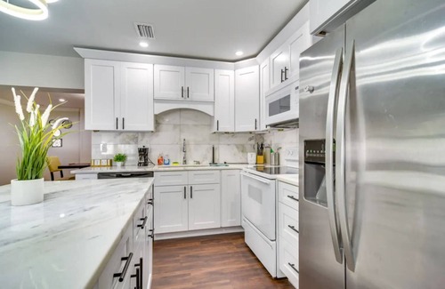 St. Petersburg - Clearwater House | Home Close to Saint Pete Pier new Spacious