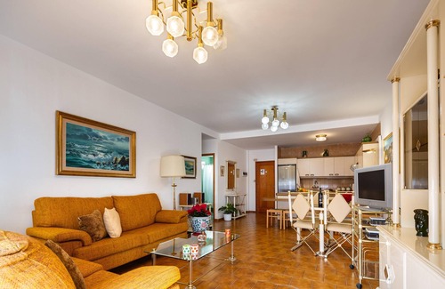 Las Palmas de Gran Canaria Apartment | Homerez - Apartment in Las Palmas, Terrace