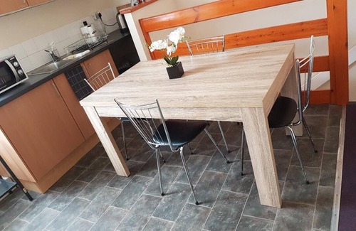 Nottingham Apartment | Home From Home 4 Bedroom Apartment Nottingham City
