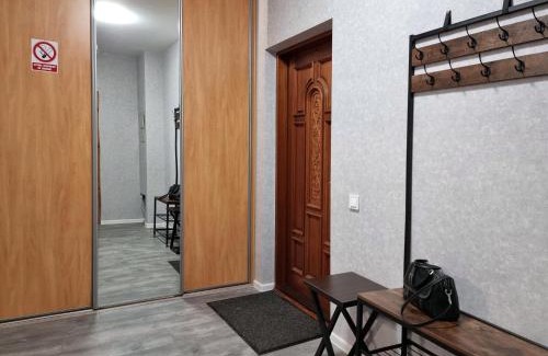 Dniprovs'kyi District Apartment | Home Hotel Apartments on Livoberezhna