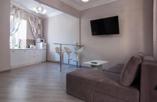 Verkhnie Misto Apartment | Home Hotel Apartments on Mykhailivska Square - Kiev