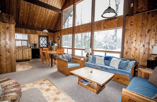 Bessemer House | Home Near Powderhorn Mtn with Large Living Room