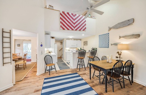 Yarmouth Port Condo | Home On Kings Way Golf Club