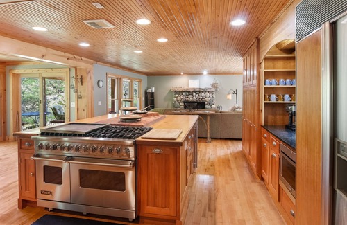 Glen Arbor House | Home On The Crystal River In Glen Arbor! Pontoon Available to rent