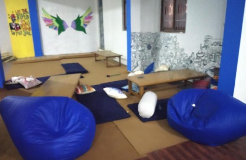 Gunehr House | Home stay char chinnar