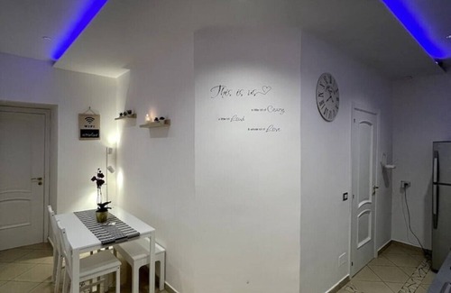Naples City Centre Apartment | HOME SWEET HOME History of Naples