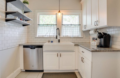 Lakeland House | Home w/Private Yard < 2 Mi to Hollis Garden!