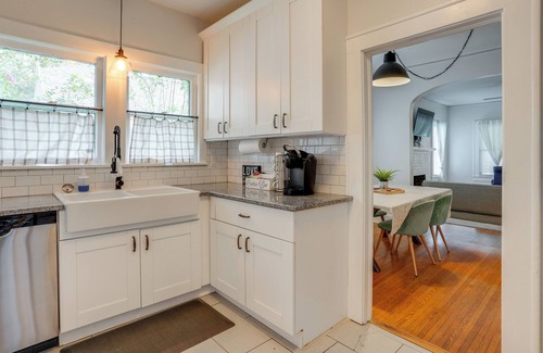 Lakeland House | Home w/Private Yard < 2 Mi to Hollis Garden!