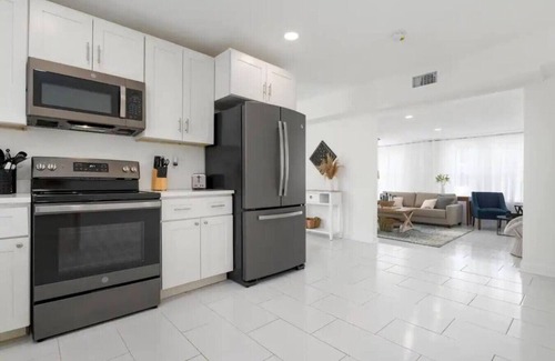 Ridge Wood Heights House | Home with heated pool & Fenced Yard by Siesta Key!