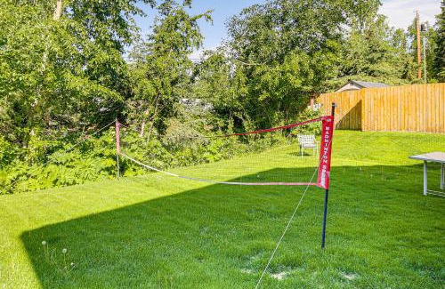 Abbott Loop House | Home with Patio and Yard, 5 Mi to Downtown Anchorage!