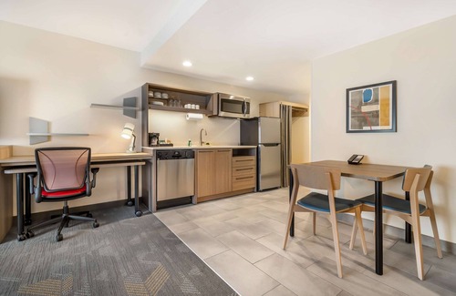 Reynoldsburg Hotel | Home2 Suites By Hilton Reynoldsburg Columbus East