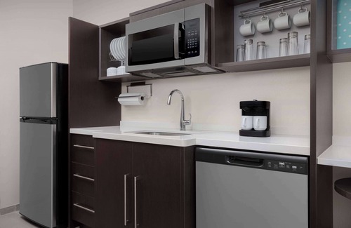 Bonanza Hotel | Home2 Suites By Hilton Laredo North