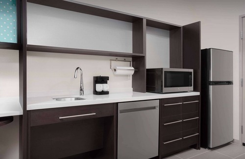 Bonanza Hotel | Home2 Suites By Hilton Laredo North
