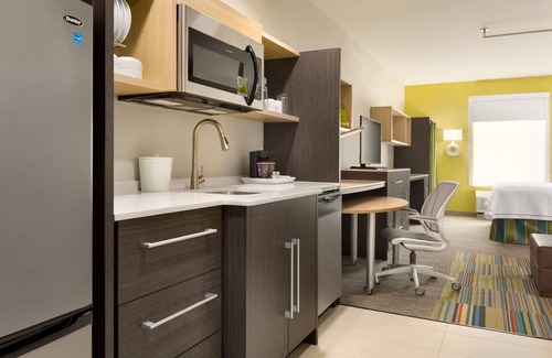 Shenandoah Hotel | Home2 Suites by Hilton Shenandoah The Woodlands