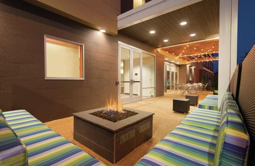 St. Louis Hotel | Home2 Suites St. Louis/Forest Park