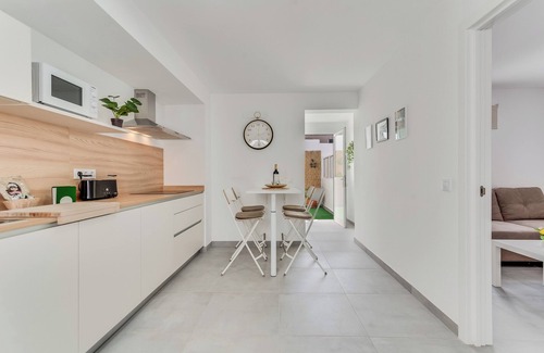 Vecindario Apartment | Home2Book Quiet Retreat with Patio & Roof Access