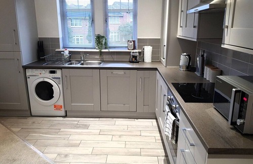 Harrogate Apartment | Homebird Property - Epsom Apartment