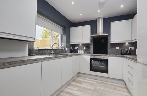 Chapeltown House | Homebird Property - The Willows