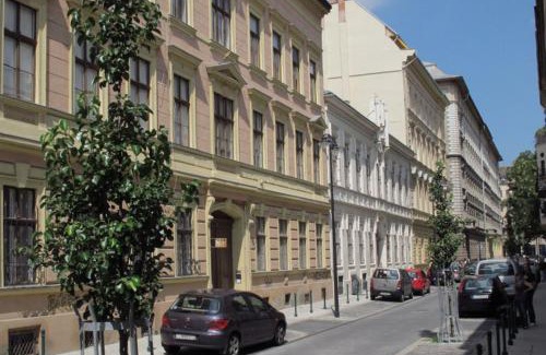 Palace District Apartment | Homelike luxury flat on Gyulai Pál