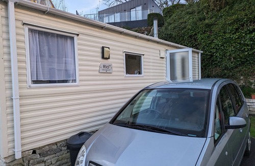 Isle of Portland Ski Chalet | Homely 2 bed Caravan in Portland Dorset