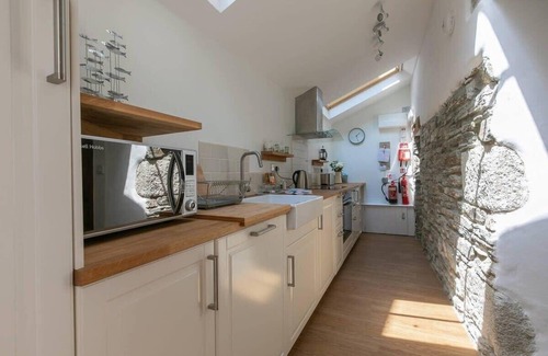 Porthleven Cottage | Homely Cottage w/Sun Terrace, Short Walk to Beach