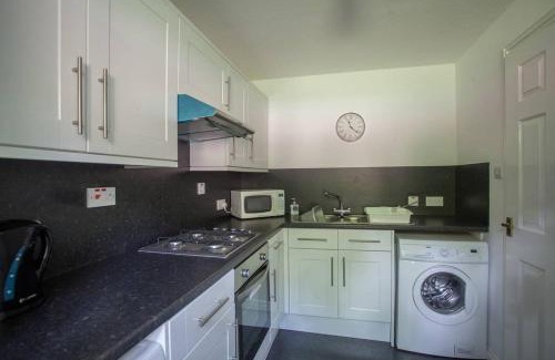 East End Apartment | Homely Flat close to Centre with Free Parking