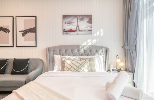 Al Barsha Apartment | Homely Studio at Sunrise Legend Barsha South by Deluxe Holiday Homes