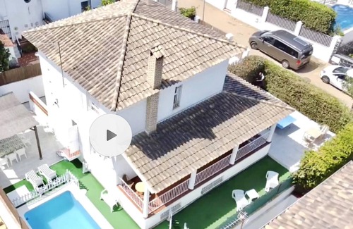 Isla Cristina Villa | Homerez - 300 m away from the beach! Villa for 12 ppl. with swimming-pool