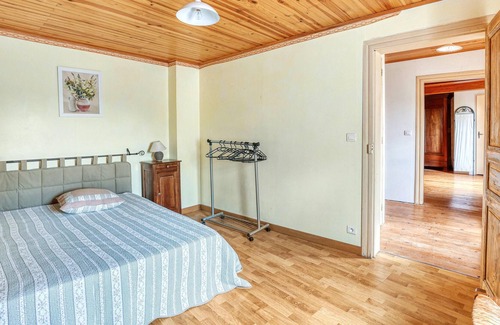 Puycelci House | Homerez - Amazing house for 4 ppl. with garden and terrace at Puycelsi