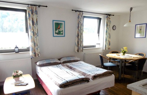 Waldbreitbach Apartment | Homerez - Appartement for 4 ppl. with jacuzzi and terrace at Waldbreitbach