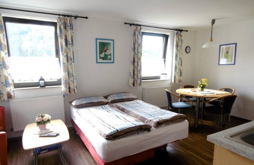 Waldbreitbach Apartment | Homerez - Appartement for 4 ppl. with jacuzzi and terrace at Waldbreitbach