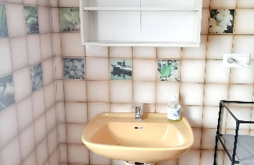 Montfavet Apartment | Homerez - Apt. Avignon w/Terrace