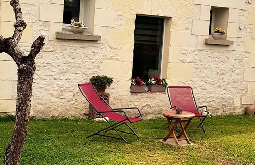 Noyers-sur-Cher House | Homerez - Beautiful house for 2 ppl. with garden at Noyers-sur-Cher