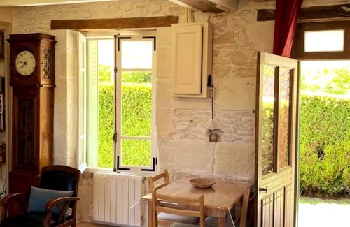 Noyers-sur-Cher House | Homerez - Beautiful house for 2 ppl. with garden at Noyers-sur-Cher