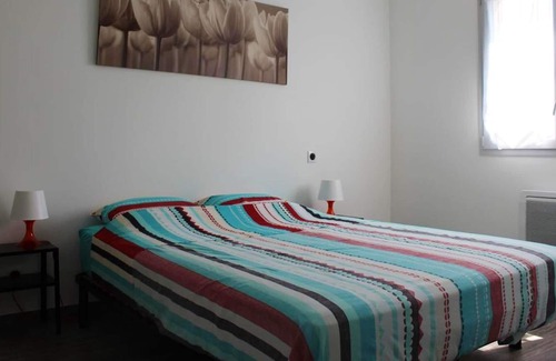 Marsillargues House | Homerez - Beautiful house for 6 ppl. with garden and terrace at Marsillargues