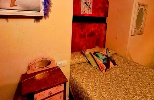 Old Town House | Homerez - Beautiful house for 2 ppl. at Cuenca