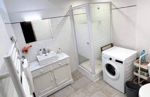 Costieres House | Homerez - Beautiful house for 6 ppl. with garden at Nîmes