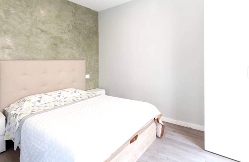 Reus Apartment | Homerez - Big appartement for 9 ppl. with balcony at Reus