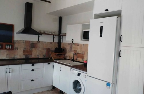 Jaen Apartment | Homerez - Bright Apartment in Jaén with Terrace
