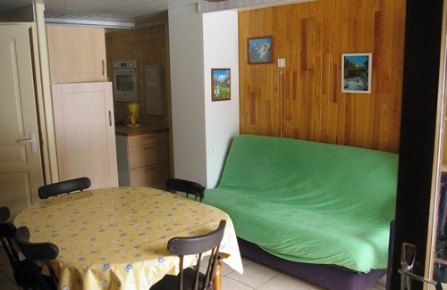 Risoul Apartment | Homerez - Charming Apartment with Mountain View in Risoul