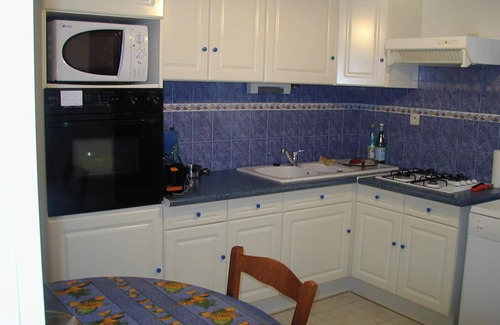 Barbatre House | Homerez - Comfortable House in Barbâtre with Enclosed Garden