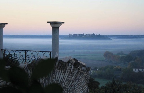Lussan Villa | Homerez - Elegant Villa with Private Pool in Lussan