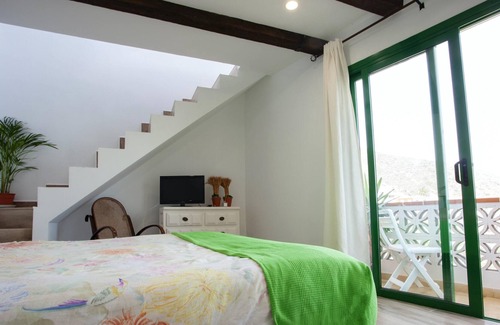 Taganana House | Homerez - House for 3 ppl. with sea view and terrace at Santa Cruz de Tenerife